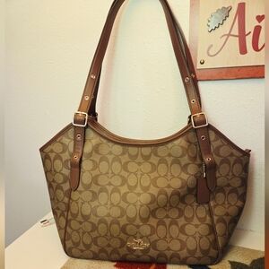 Coach Meadow Signature Shoulder Bag